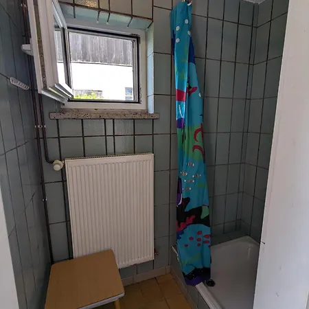 Mit Ddr-charme - Im Herzen Von Ruegen Apartman Samtens