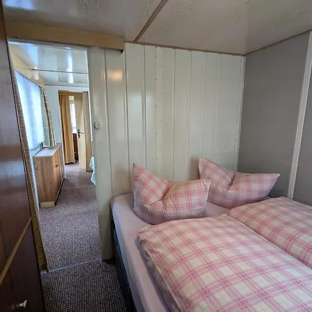 Apartman Mit Ddr-charme - Im Herzen Von Ruegen