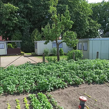 Mit Ddr-charme - Im Herzen Von Ruegen Apartman Samtens